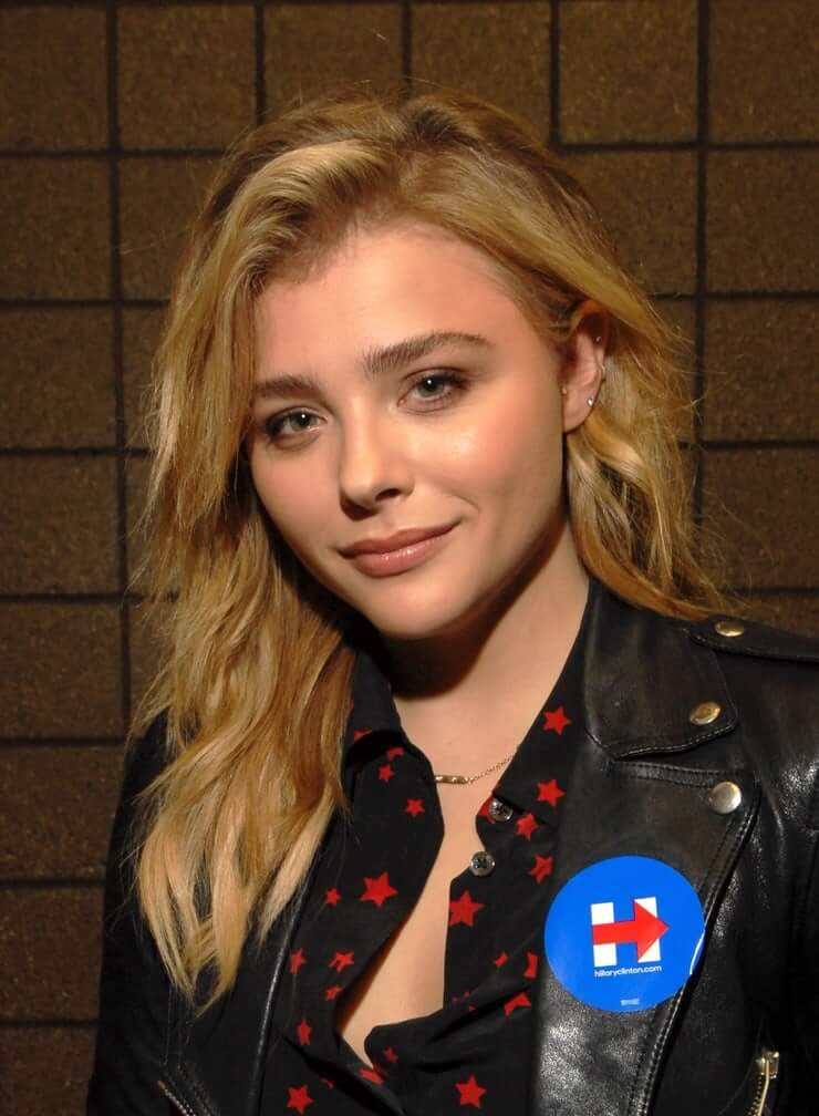 61 Hottest Chloe Grace Moretz Big Ass Pictures Will Make You Fall In Love With Her | Best Of Comic Books