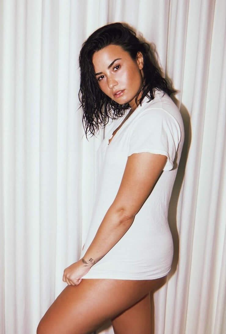 61 Hottest Demi Lovato Big Butt Pictures Which Are Sure To Hypnotize You | Best Of Comic Books