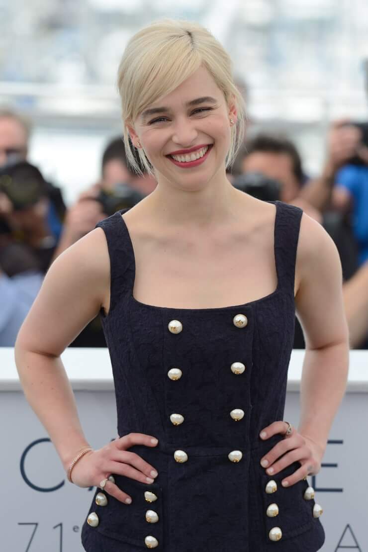 61 Hottest Emilia Clark Big Butt Pictures Are Just Too Damn Delicious | Best Of Comic Books
