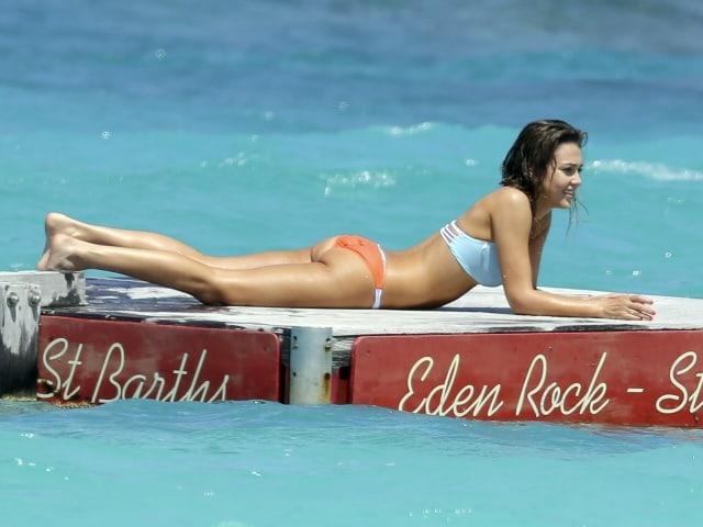61 Hottest Jessica Alba Big Butt Pictures Will Get You Hot Under Your Collar | Best Of Comic Books