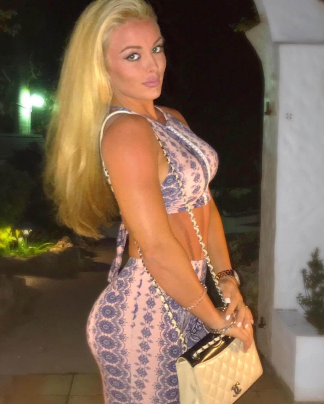 61 Hottest Mandy Rose Big Butt Pictures Will Make You Want Her Tonight | Best Of Comic Books