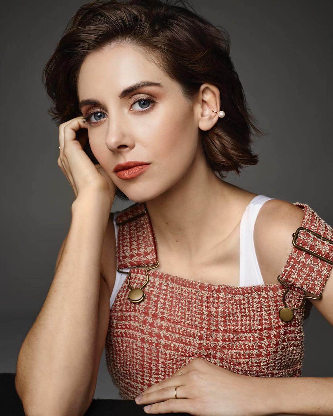 61 Sexy Alison Brie Boobs Pictures Which Are Sure To Win Your Heart Over | Best Of Comic Books