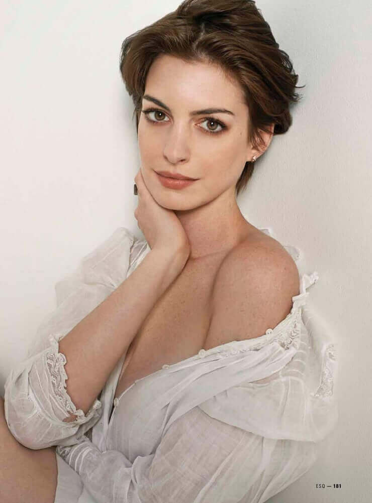 61 Sexy Anne Hathaway Boobs Pictures Will Make Your Mouth Water | Best Of Comic Books