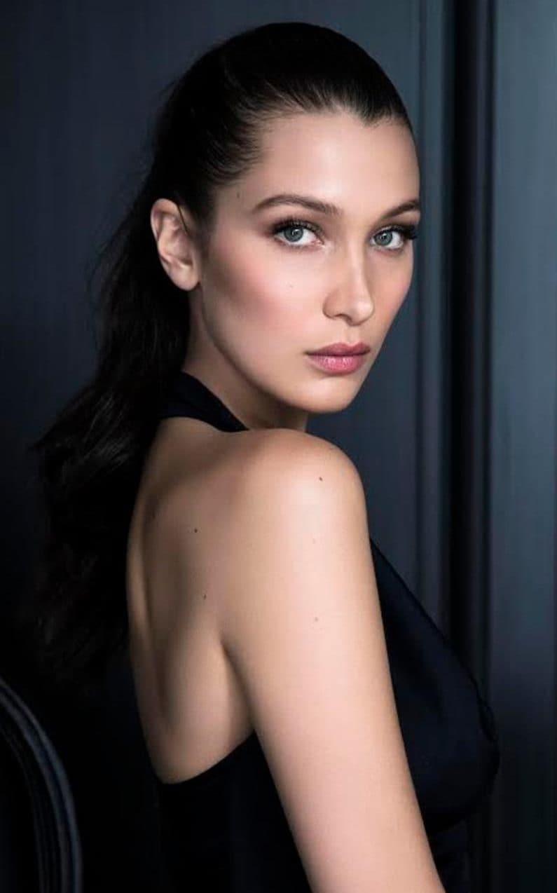 61 Sexy Bella Hadid Boobs Pictures Are Really Amazing | Best Of Comic Books