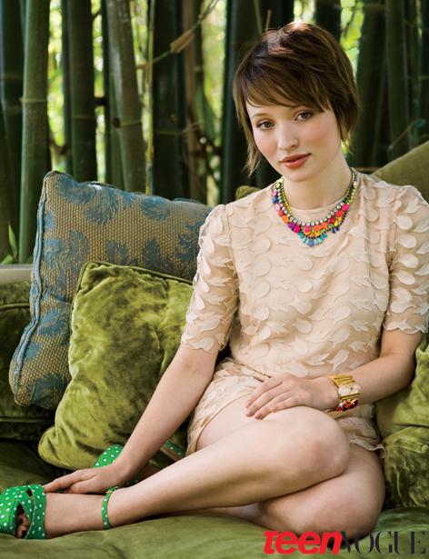 61 Sexy Emily Browning Boobs Pictures Will Keep You Up At Nights | Best Of Comic Books