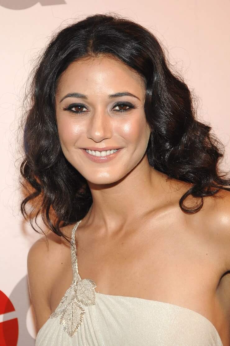 61 Sexy Emmanuelle Chriqui Boobs Pictures Will Make You Lose Your Mind | Best Of Comic Books