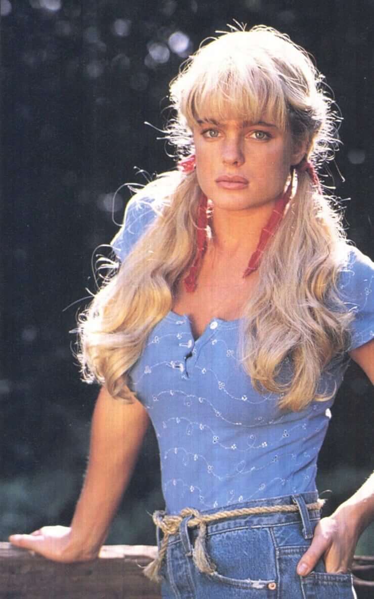 61 Sexy Erika Eleniak Boobs Pictures Will Make You Want To Play With Them | Best Of Comic Books