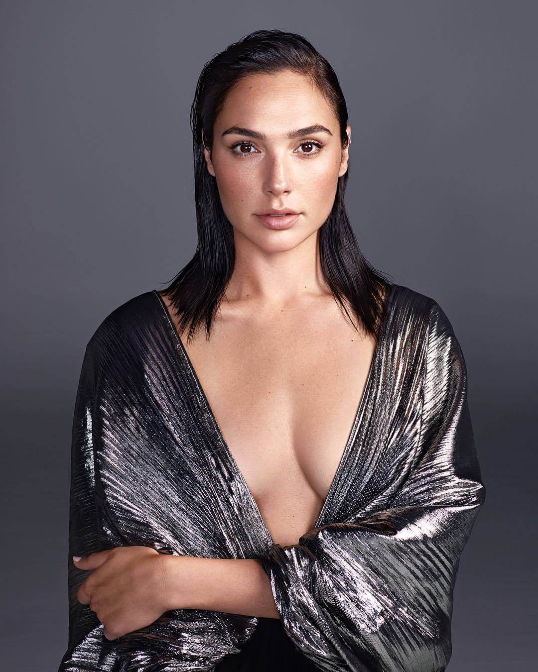 61 Sexy Gal Gadot Boobs Pictures Which Will Make You Sweat All Over | Best Of Comic Books