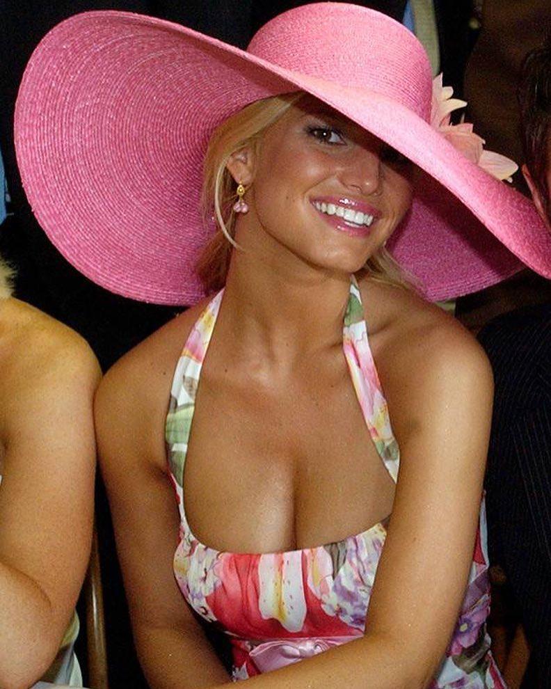 61 Sexy Jessica Simpson Boobs Pictures Are A Gift From God To Humans | Best Of Comic Books