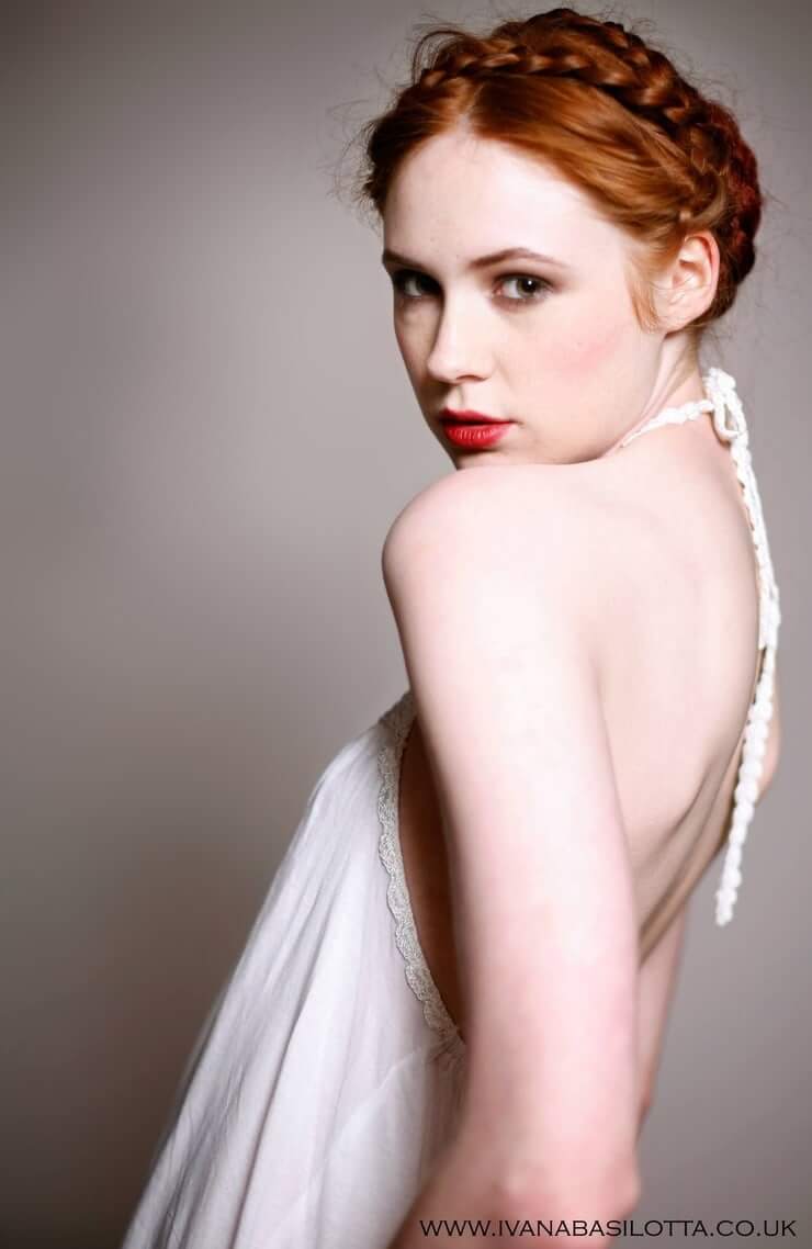 61 Sexy Karen Gillan Boobs Pictures Are Here To Take Your Breath Away | Best Of Comic Books