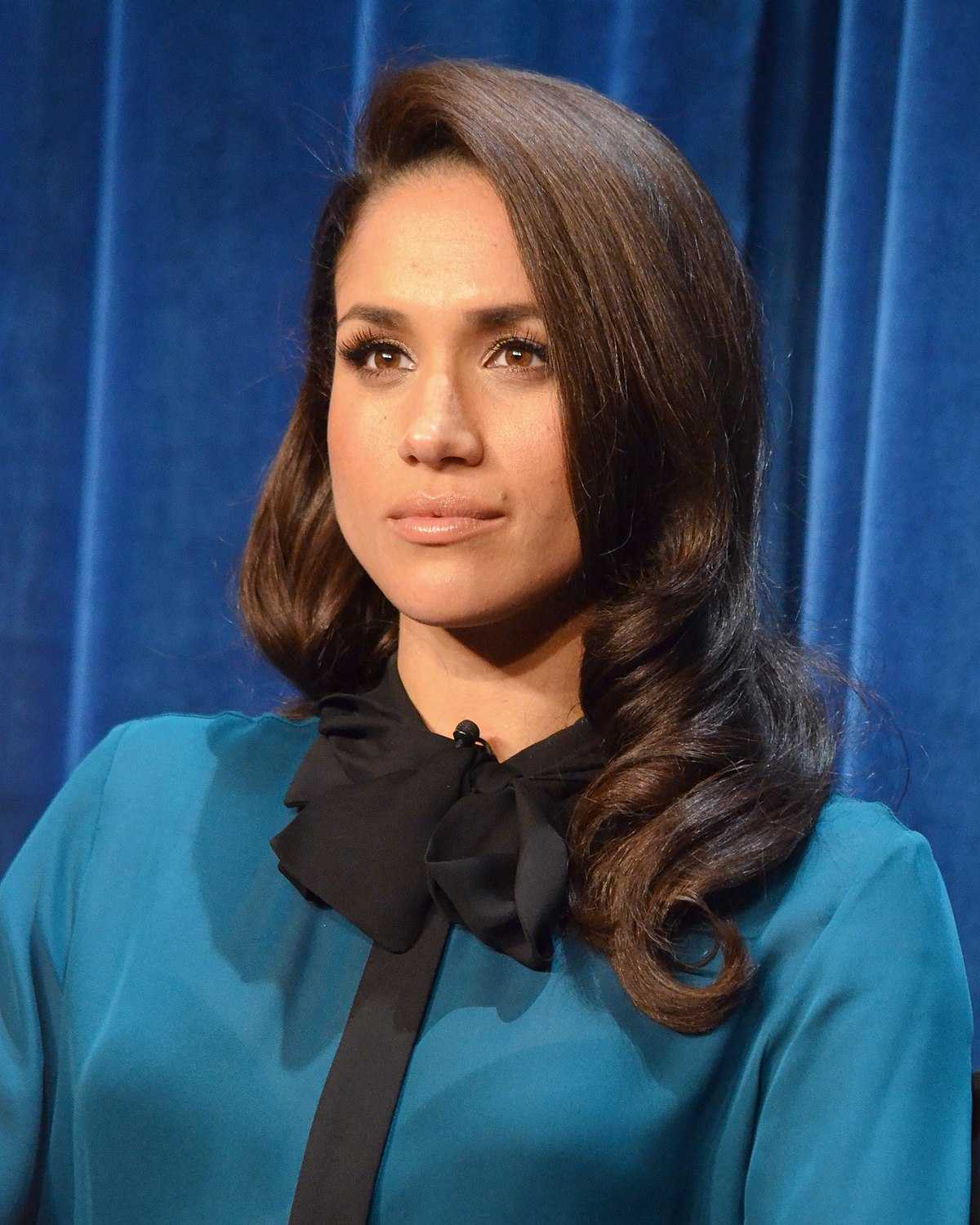 61 Sexy Meghan Markle Boobs Pictures Will Hypnotise You With Her Exquisite Body | Best Of Comic Books