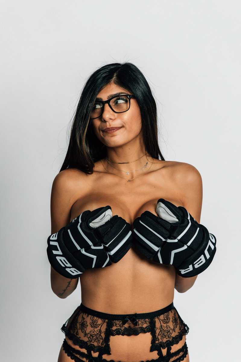 61 Sexy Mia Khalifa Boobs Pictures Will Make You Bow Down To This Goddess | Best Of Comic Books