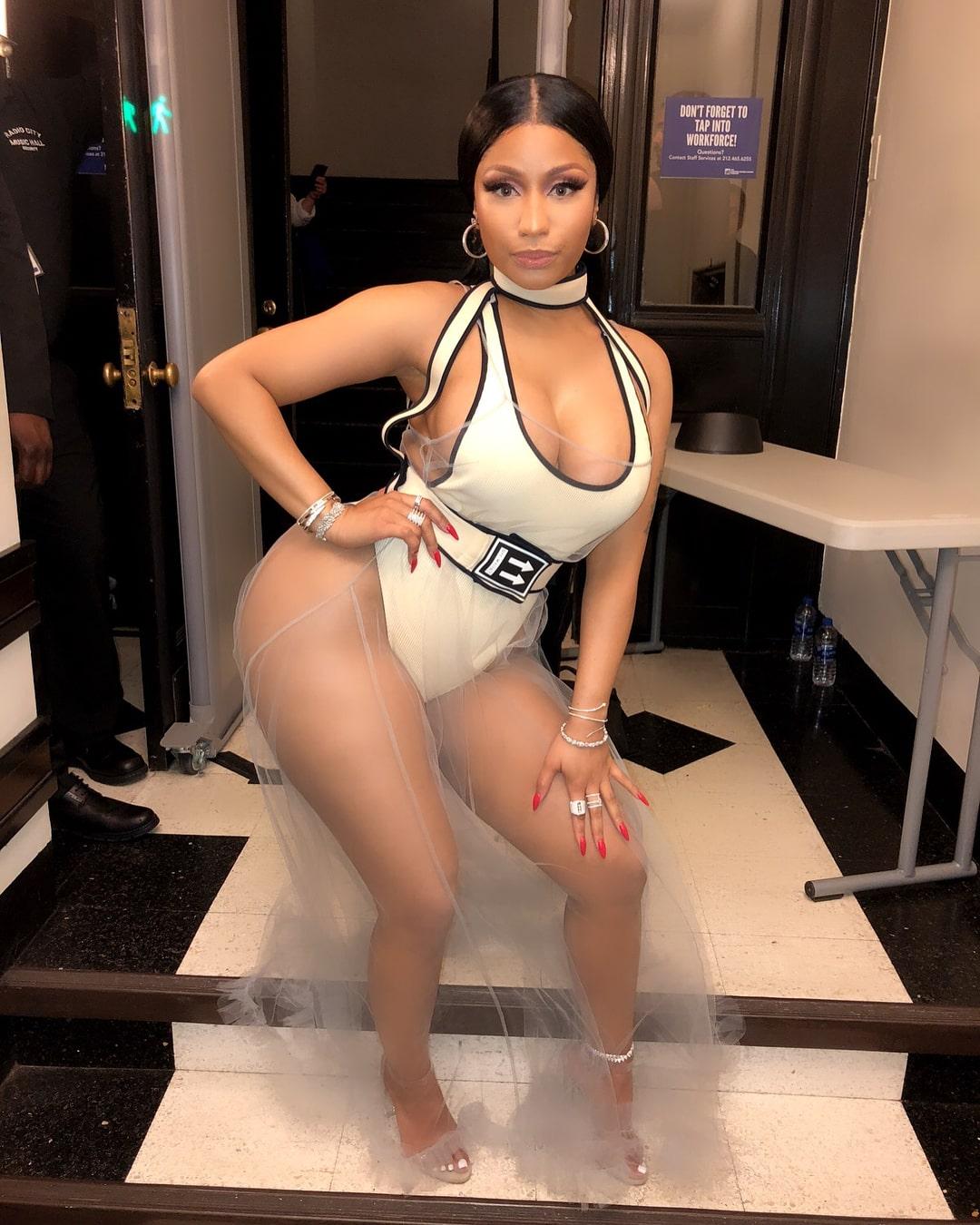 61 Sexy Nicki Minaj Boobs Pictures Are Just Too Damn Delicious | Best Of Comic Books
