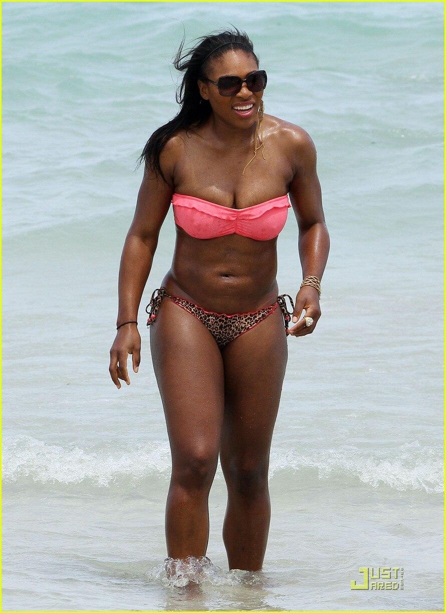 61 Sexy Serena Williams Boobs Pictures Which Will Make You Sweat All Over | Best Of Comic Books