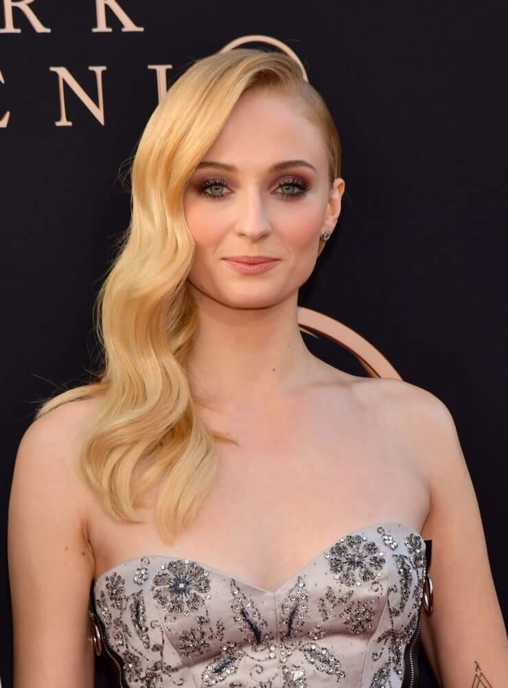 61 Sexy Sophie Turner Boobs Pictures Will Will Make You Stare At The Screen For Hours | Best Of Comic Books