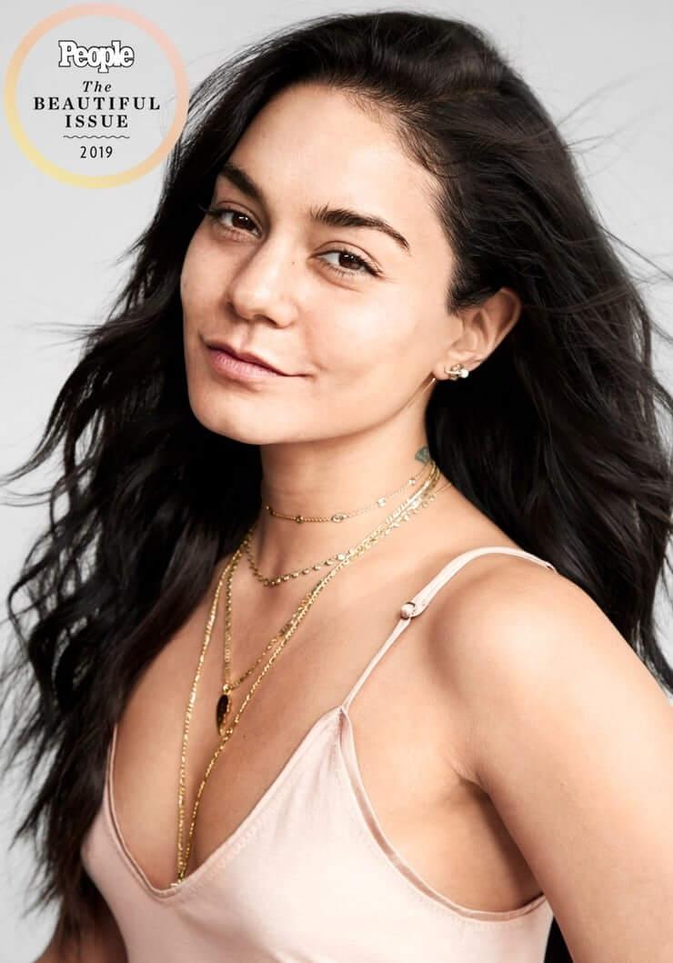 61 Sexy Vanessa Hudgens Boobs Pictures Will Make Your Hands Want Her | Best Of Comic Books