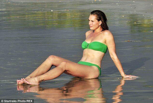 65+ Brooke Shields Hot Pictures Are Delight For Fans | Best Of Comic Books