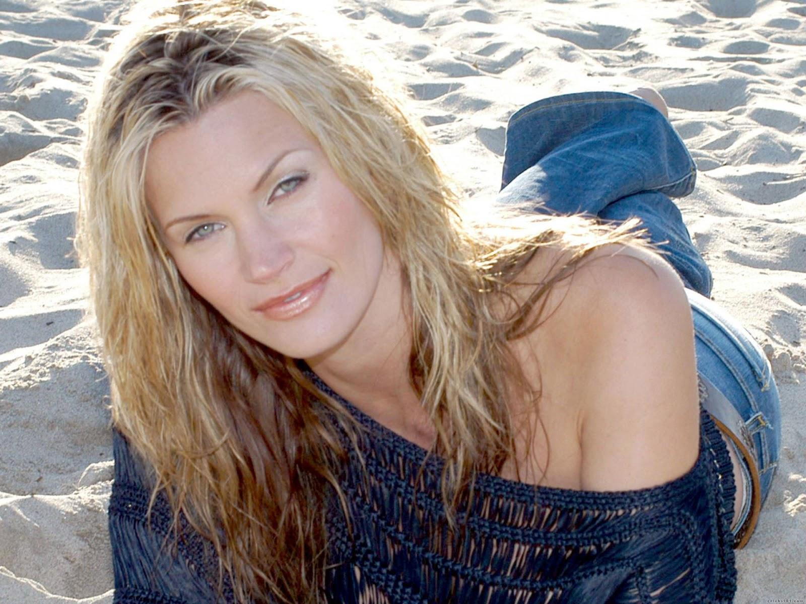 65+ Hot And Sexy Pictures Of Natasha Henstridge Will Make You Want Her Now | Best Of Comic Books