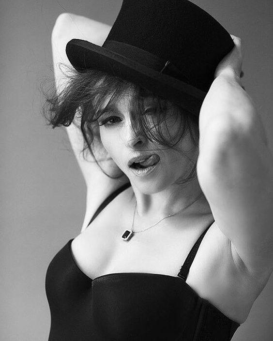 65+ Hot Pictures Of Helena Bonham Carter Which Expose Her Curvy Body | Best Of Comic Books