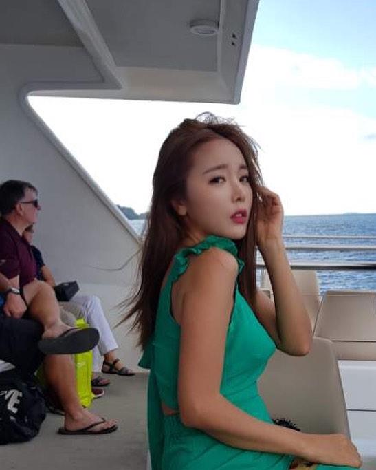 65+ Hot Pictures Of Hong Jin Young Which Will Make You Drool | Best Of Comic Books