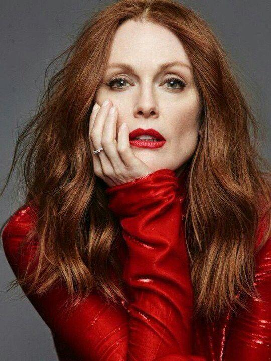 65+ Hot Pictures Of Julianne Moore That Are Too Good To Miss | Best Of Comic Books