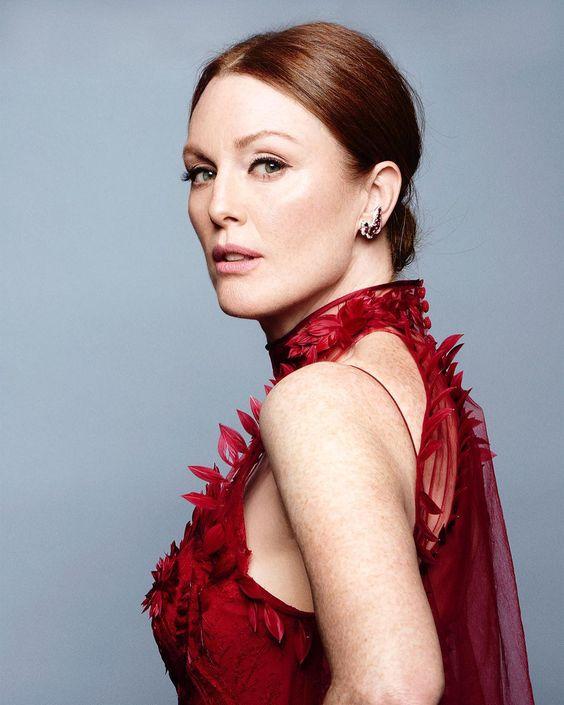 65+ Hot Pictures Of Julianne Moore That Are Too Good To Miss | Best Of Comic Books