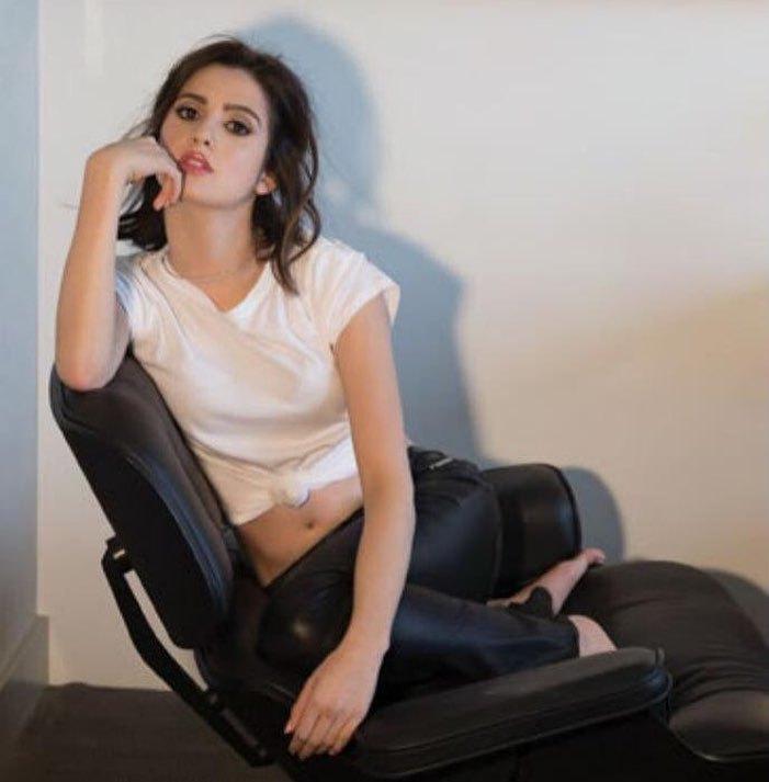 65+ Hot Pictures Of Laura Marano Whic Are Mind-Blowing | Best Of Comic Books