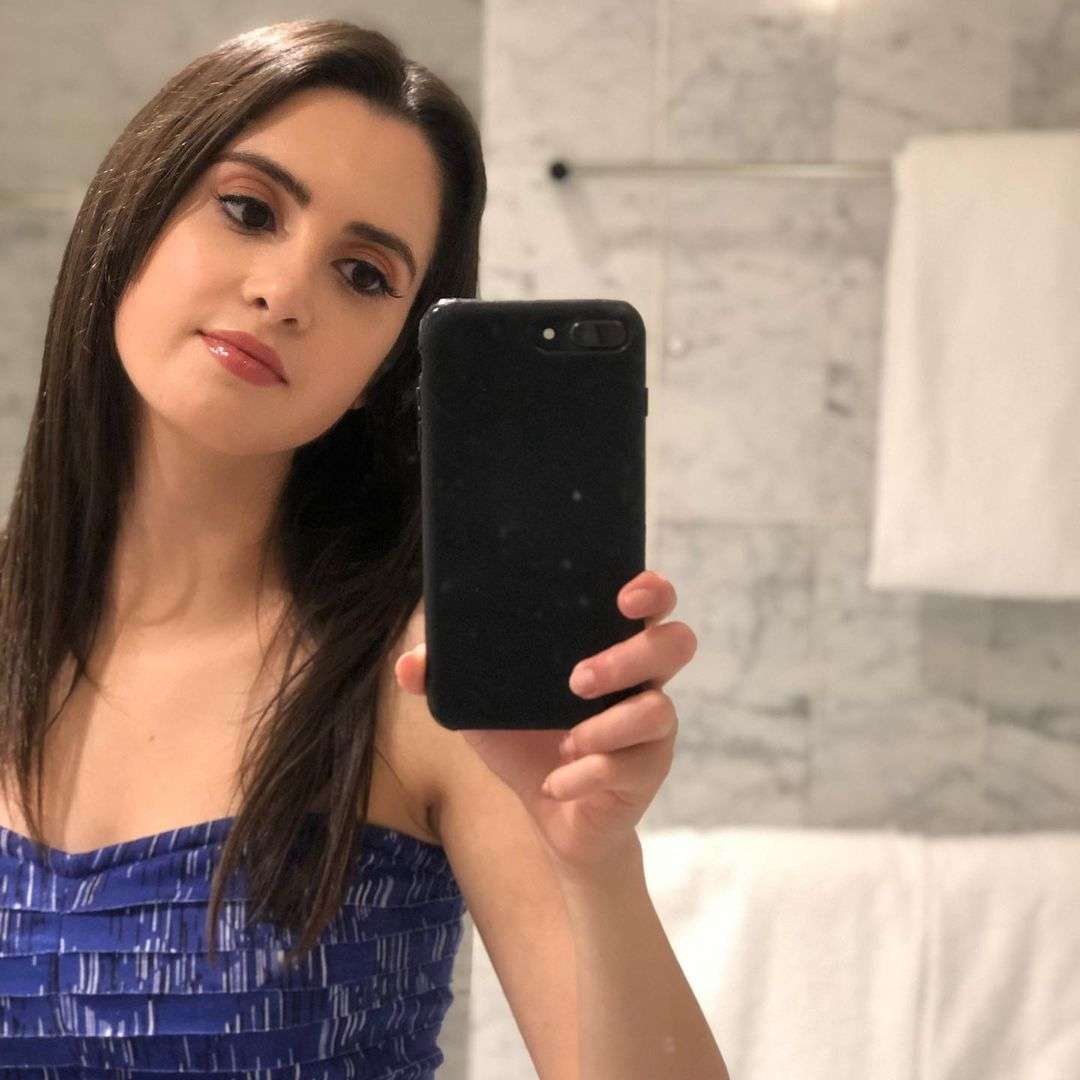 65+ Hot Pictures Of Laura Marano Whic Are Mind-Blowing | Best Of Comic Books