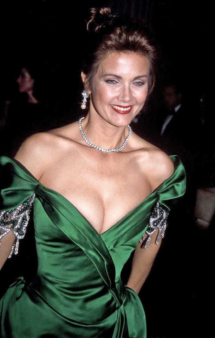 65+ Hot Pictures Of Lynda Carter Which Will Make You Fall For Her | Best Of Comic Books