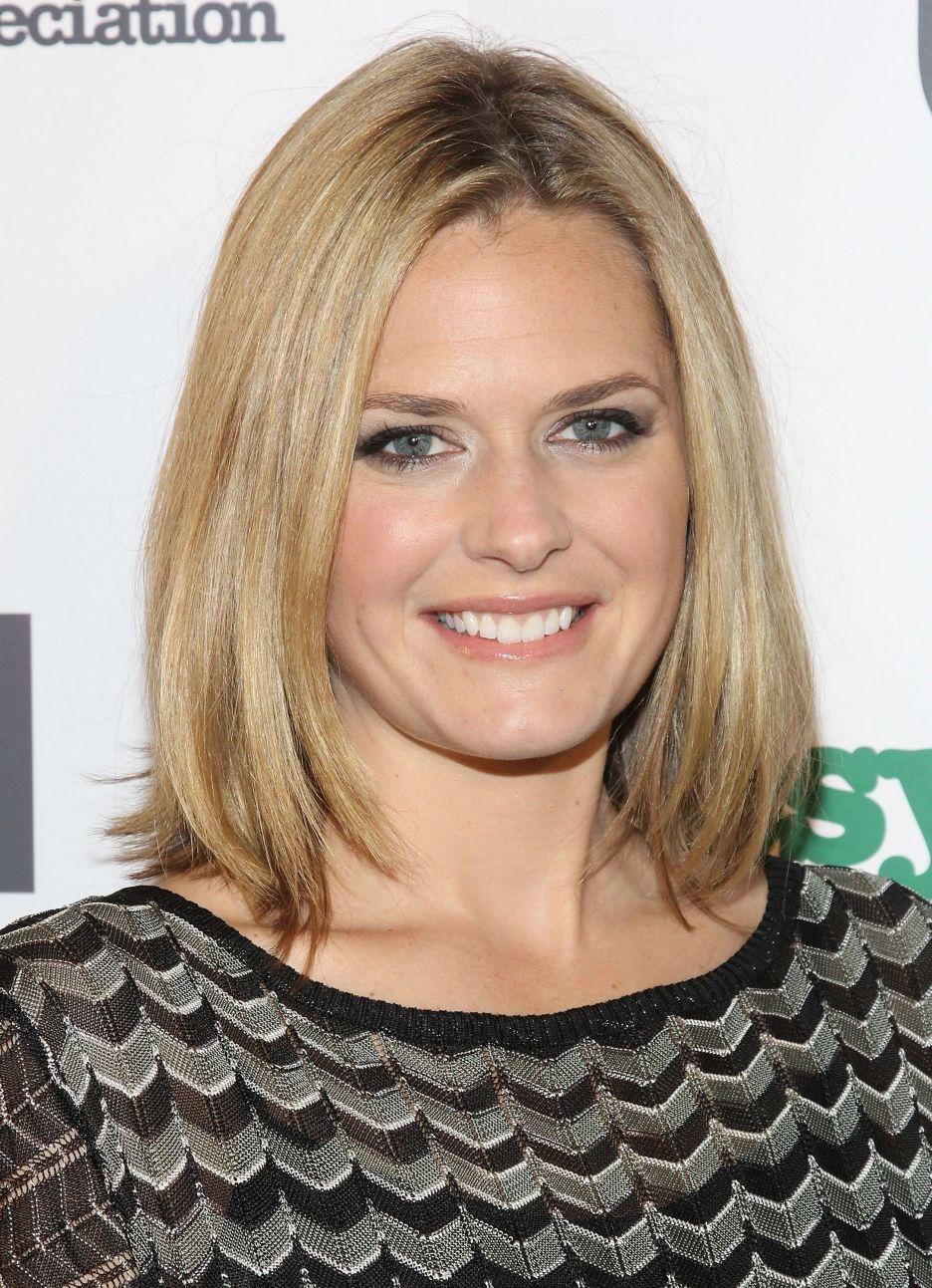 65+ Hot Pictures Of Maggie Lawson Will Melt You With Her Hotness Like A Marshmellow | Best Of Comic Books