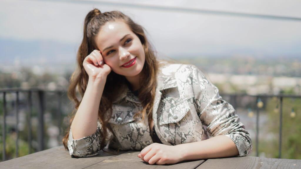 65+ Hot Pictures Of Mary Mouser Will Prove That She Is One Of The Hottest And Sexiest Women | Best Of Comic Books