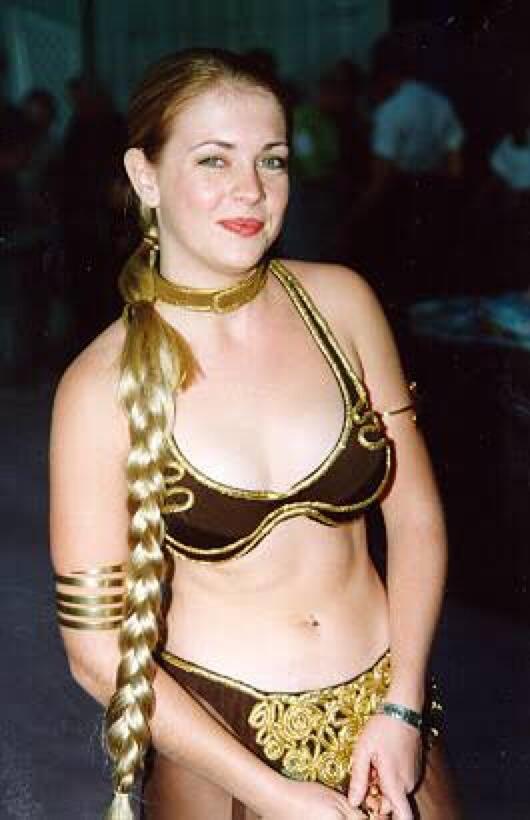 65 Hot Pictures Of Melissa Joan Hart Which Expose Her Sexy Body The Viraler...
