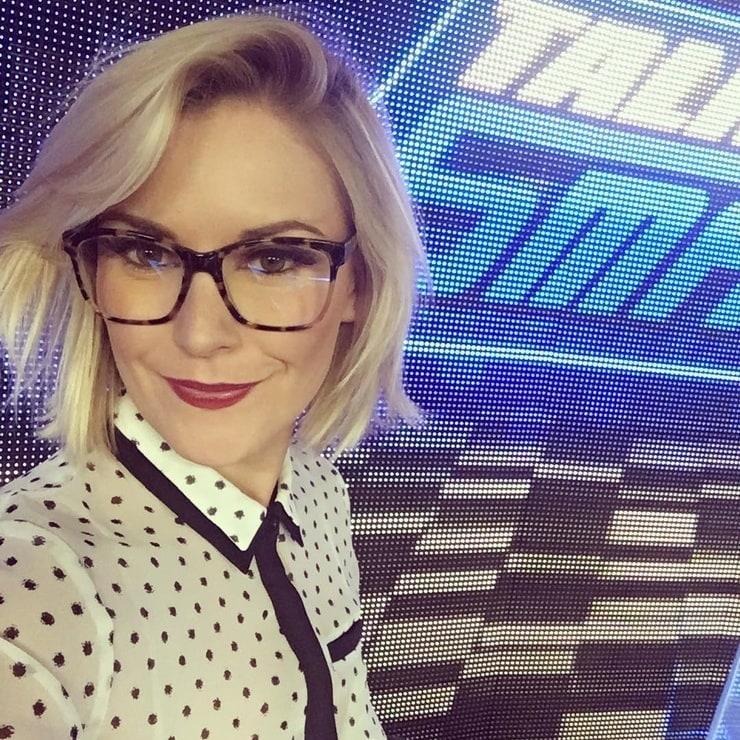 65+ Hot Pictures Of Renee Young Will Prove She Is The Sexiest WWE Diva | Best Of Comic Books