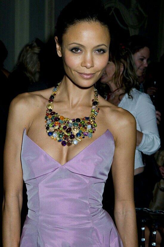 65+ Hot Pictures Thandie Newton Pictures Show Off Her Classy And Sexy Avatar | Best Of Comic Books