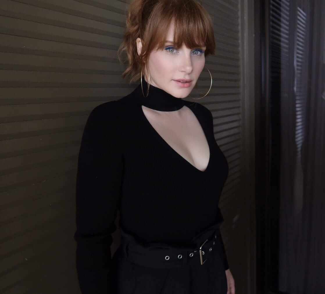 65+ Hottest Pictures Of Bryce Dallas Howard’s Butt – Claire Dearing Jurassic World | Best Of Comic Books