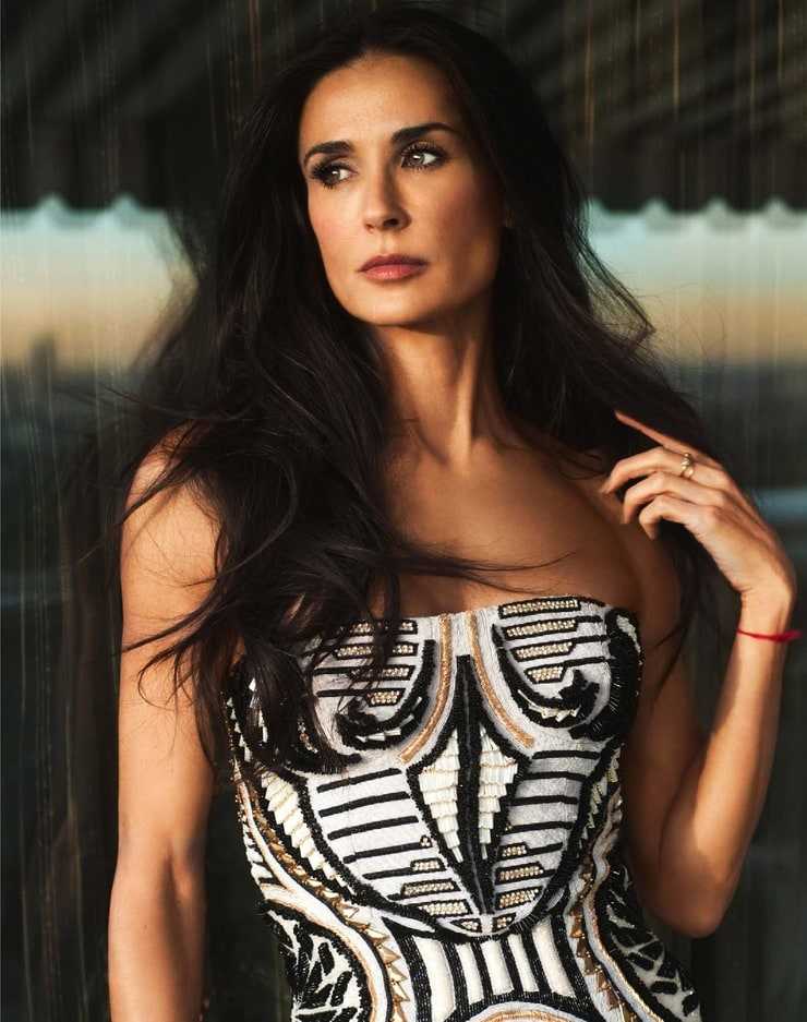 65+ Hottest Young Demi Moore Pictures That Made Us Fall In Love With Her | Best Of Comic Books