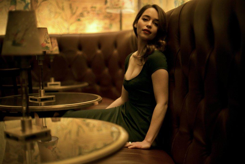 65 Sexy Emilia Clarke Boobs Pictures will make you stare the monitor for hours | Best Of Comic Books