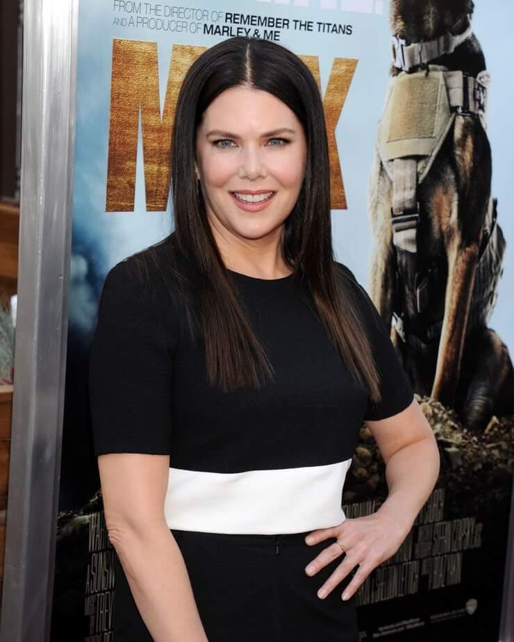 75+ Hot And Sexy pictures of Lauren Graham Will Make You Fall In Love With Her | Best Of Comic Books