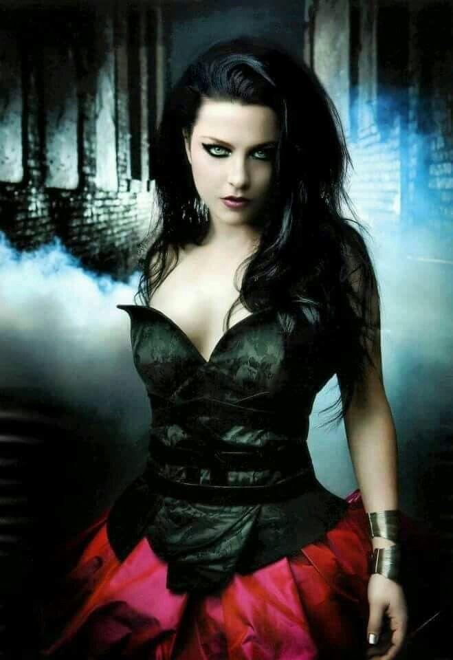 75 Hot Pictures Of Amy Lee From Evanescence Prove She Is The Sexiest Woman On The Planet