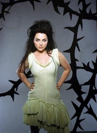 75+ Hot Pictures Of Amy Lee From Evanescence Prove She Is The Sexiest Woman On The Planet | Best Of Comic Books