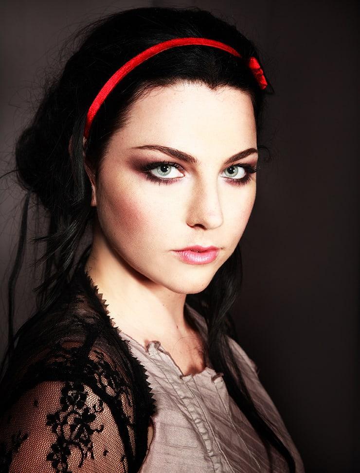 75+ Hot Pictures Of Amy Lee From Evanescence Prove She Is The Sexiest Woman On The Planet | Best Of Comic Books