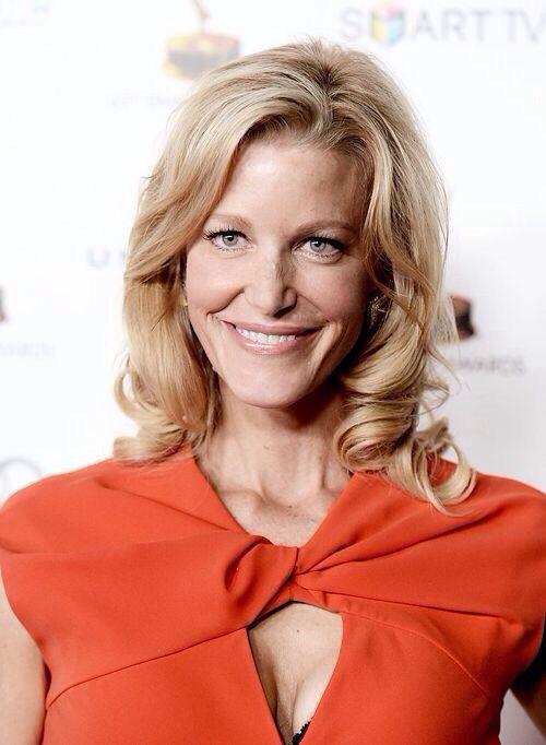 75+ Hot Pictures Of Anna Gunn Will Win Your Hearts | Best Of Comic Books