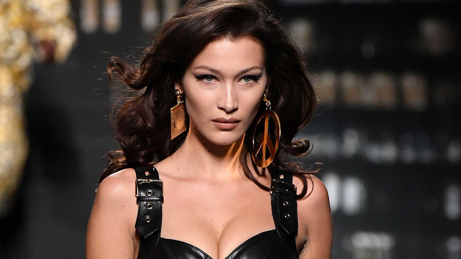 75+ Hot Pictures Of Bella Hadid Prove That Is A Majestic Beauty | Best Of Comic Books