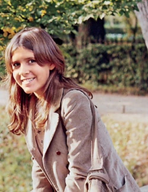 75+ Hot Pictures Of Carrie Fisher Will Drive You Nuts For Her | Best Of Comic Books