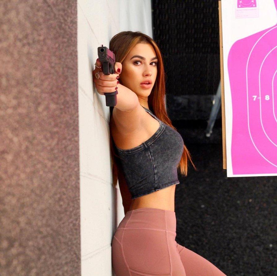 75+ Hot Pictures Of Chrystiane Lopes – Hottest Pink Power Ranger | Best Of Comic Books