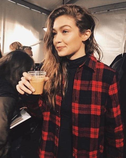 75+ Hot Pictures Of Gigi Hadid Will Make You Fall In Love With This Beauty | Best Of Comic Books