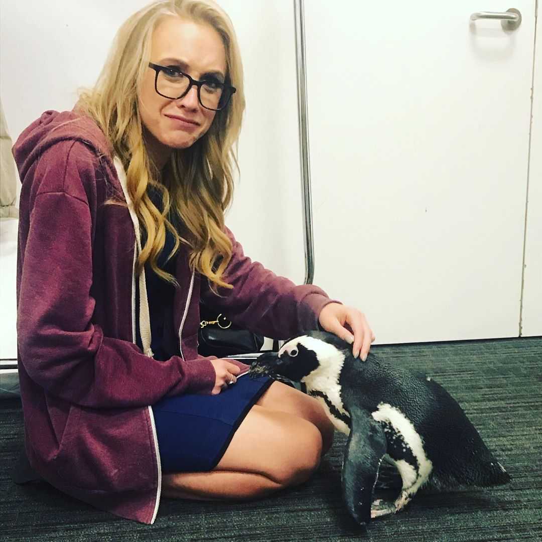 75+ Hot Pictures Of Katherine Timpf Which Will Make Your Mouth Water | Best Of Comic Books