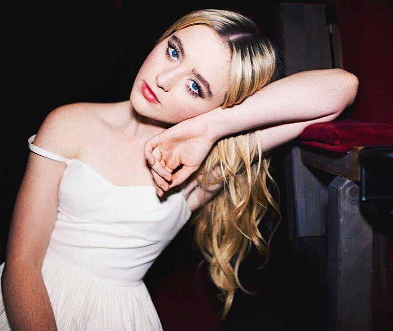 75+ Hot Pictures Of Kathryn Newton That Are Totally Awesome | Best Of Comic Books