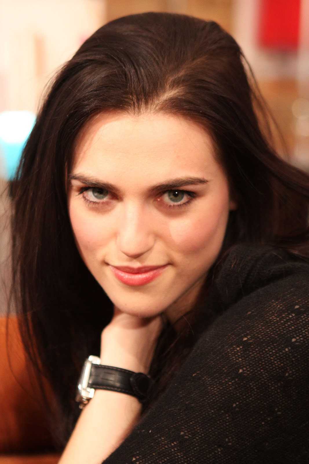 75+ Hot Pictures Of Katie McGrath – Lena Luthor Actress In Supergirl TV Show | Best Of Comic Books
