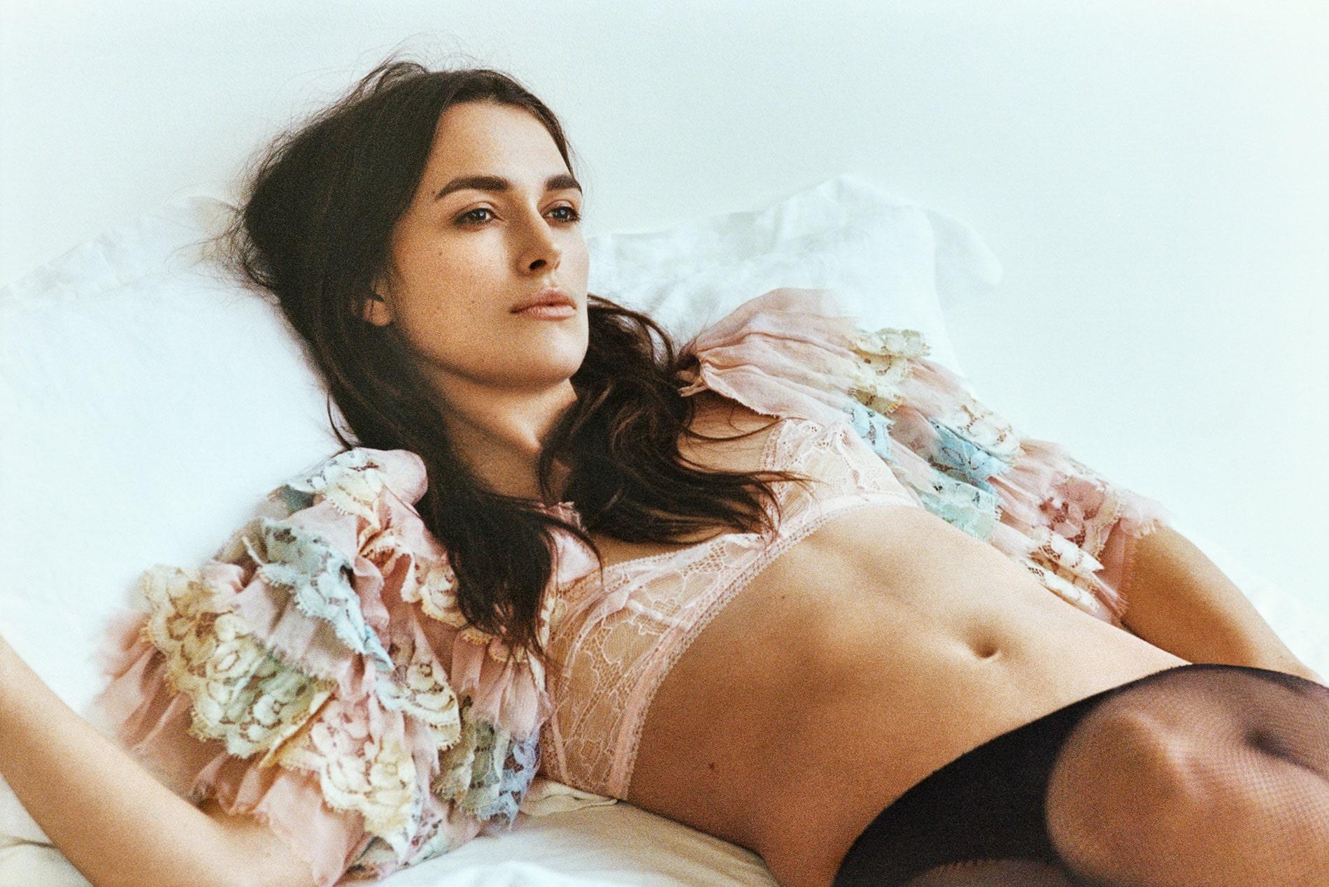75+ Hot Pictures of Keira Knightley Will Make Your Day A Win | Best Of Comic Books